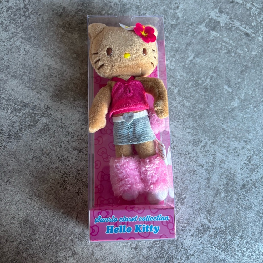 Authentic Sanrio Closet Collection Hello Kitty Long Leg Tanned Keychain